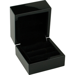 Gloss black wooden cufflink box